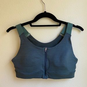 Outdoor Voices Powerhouse Bra in Evergreen